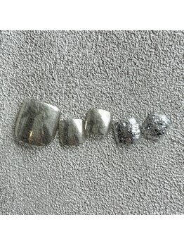 ビーラ(Bira)/フット定額ミドル/¥8900