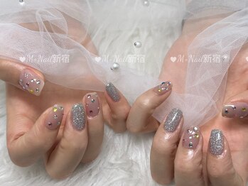 エムプラスネイル 新宿(M+Nail)/宝石ネイル