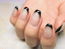 シンプル×トレンドお洒落な大人可愛い潤ちゅるネイルが得意♪