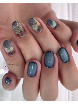 シー(SHE)/ニュアンスネイル