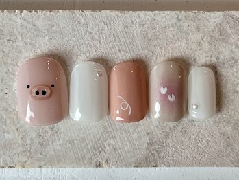 カラ ネイル 中津店(calla nail)/子豚ちゃんのおかお。