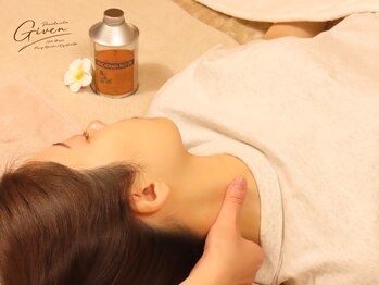 ギヴン 西新宿(Given)の写真/【２２時半まで営業★】つらい首こり肩こりの、デスクワーク疲れに深く効く。仕事帰りに通える癒しサロン☆