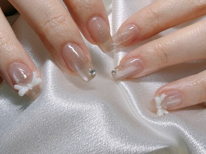 キアナ(Kiana)の写真