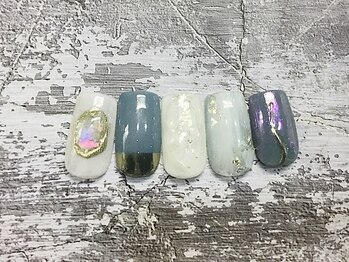 ネイルアンドまつげ リュフェール 五反田(Nail Lufaire)/くすみブルー偏向ピンク