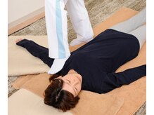 足での癒し フジタヤ(fujitaya)/【足踏み】肩～腕～手