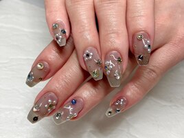 ストーンゴージャスネイル