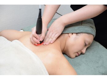 カオヤ プラス(Kaoya plus)/キャビテーション二の腕＆背中！