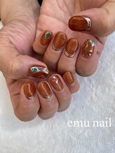 エム ネイル(emu nail)/ジュエリーネイル