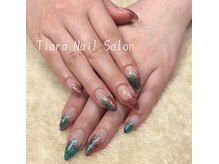 ティアラ(Tiara)/ラメグラデーション