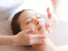 サロンドヴィセイ/【フェイシャルマッサージ】