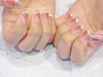 キャミ ネイル(CAMMY NAIL)/マグネットフレンチネイル