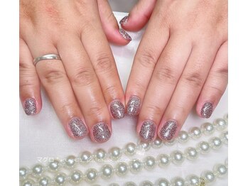 マグロ ネイルサロン/