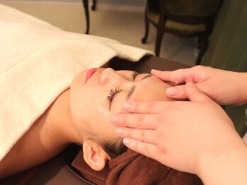 ルーメビューティーサロン泉(lume beauty salon)の写真/肌悩みとその時の状態に合わせたパーソナルケアが好評◎お客様に合わせて肌のお悩み解決します☆
