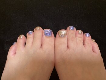 ネイルサロン ミリィー(Nail Salon MiRy)の写真/まだまだバズり中☆マグネットネイル!《スカルプ×マグネット》で映える指先に♪カラー・パーツ豊富に用意!