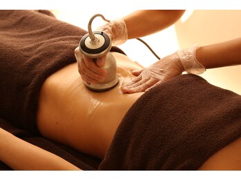 アユアランリンク 錦糸町店/キャビテーションで部分ケア！