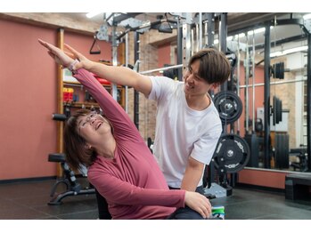 バックステージ(Backstage)/運動に不慣れな方でもOK!