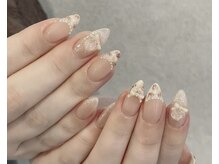 エル(Elle.)/花柄フレンチネイル