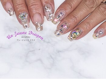 アン ジョーヌドラゴ/【自爪ネイル】キラキラネイル