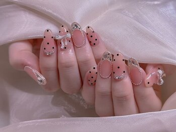 エムズ ネイルサロン(M2)/チークワンホン囲みネイル