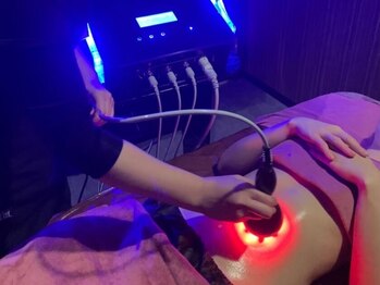 ウェンスビューティーピュール(Wen's Beauty Puur)の写真/お腹回りの脂肪が気になる方におすすめ◎【ラジオ波】による痩身エステで理想のボディへ導きます！