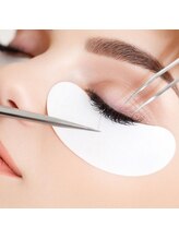 アイラッシュ ファボ(EYELASH FAV)/目元のハリと潤いを　アイパック