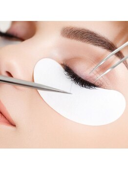 アイラッシュ ファボ(EYELASH FAV)/目元のハリと潤いを　アイパック
