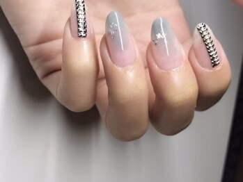 ザネクストシンサイバシ(The Next shinsaibashi)/チェーンネイル