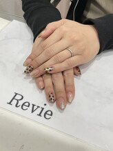 レビー(Revie)/グラデーション＋アート