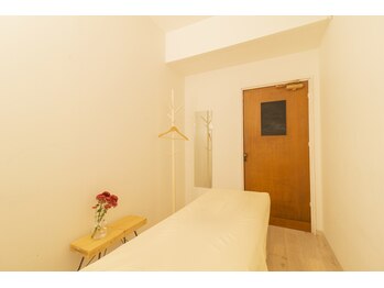 フラット(FURATTO)/施術部屋<3>軽度防音室