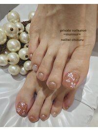 小花柄ネイル