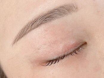 スリール(sourire)/アイブロウデザイニング