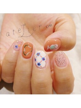 アトリエ プラス リム(atelier +LIM)/レトロな喫茶店