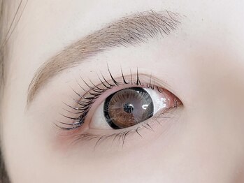 アンベリイルラッシュ(Embellir Lash)/まつげパーマ(ラッシュリフト)