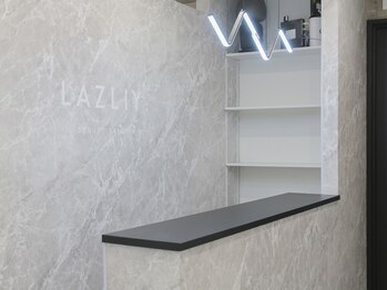 ラズリー(Lazliy)/店内