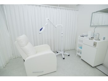 リピカ(RipiQa)の写真/セルフホワイトニング始める男性急増中！喫煙者やコーヒー愛好家にもおすすめ♪