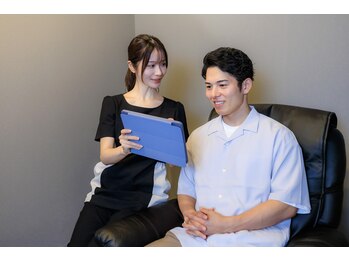 眉ラボ 錦糸町店の写真/【錦糸町/メンズ眉毛専門店】プロのアイブロウリストによる施術でなりたい眉毛に大変身☆