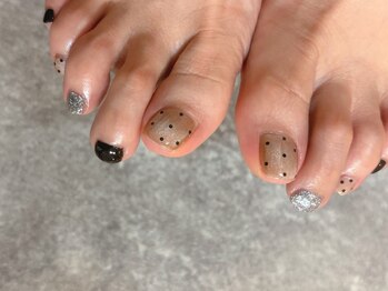【かかとケア&フットネイル】
