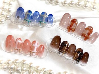 ボガスティーズネイル(Vogusty's nail)/秋冬トレンド【チェックネイル】