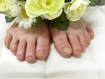 プルミエ ネイル(Premier Nail)/甘皮ケア+クリア☆フットネイル