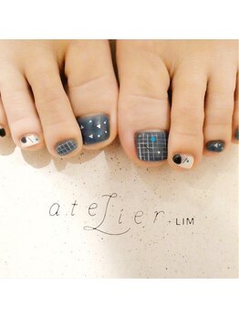 アトリエ プラス リム(atelier +LIM)/さわやかブルーのフット
