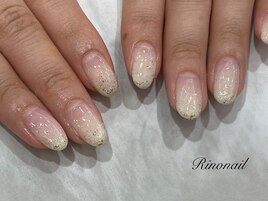 ラメ入り白グラデ