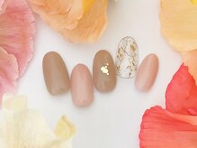 マニペディ ザ サロン 虎ノ門ヒルズステーションタワー店/ピンクベージュ系ネイル￥8800