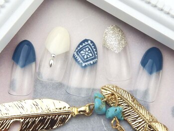 ネイルズガッシュ 大森駅前店(NAILs GUSH)/*タイル柄Vフレンチ*