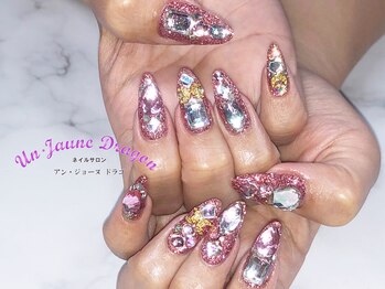 アン ジョーヌドラゴ/【ロングネイル】ゴテゴテネイル