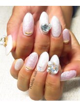 ライリアネイル(Rairia nail)/ビジュネイル