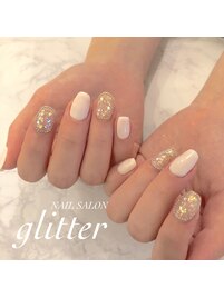 キラキラネイル