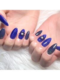 ぷっくりフラワーネイル