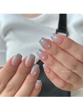 ビエル(Biel)/キラキラネイル