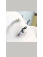 ナチュラリー エレガンス(Naturally ELEGANCE)/まつげエクステ