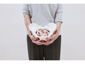 女性に寄り添うヒロミカイロ整体 六本木(女性に寄り添うHiromiカイロ整体)/妊娠出産時期の骨盤